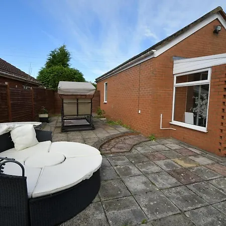 Hare Lodge Woodhall Spa Exterior photo
